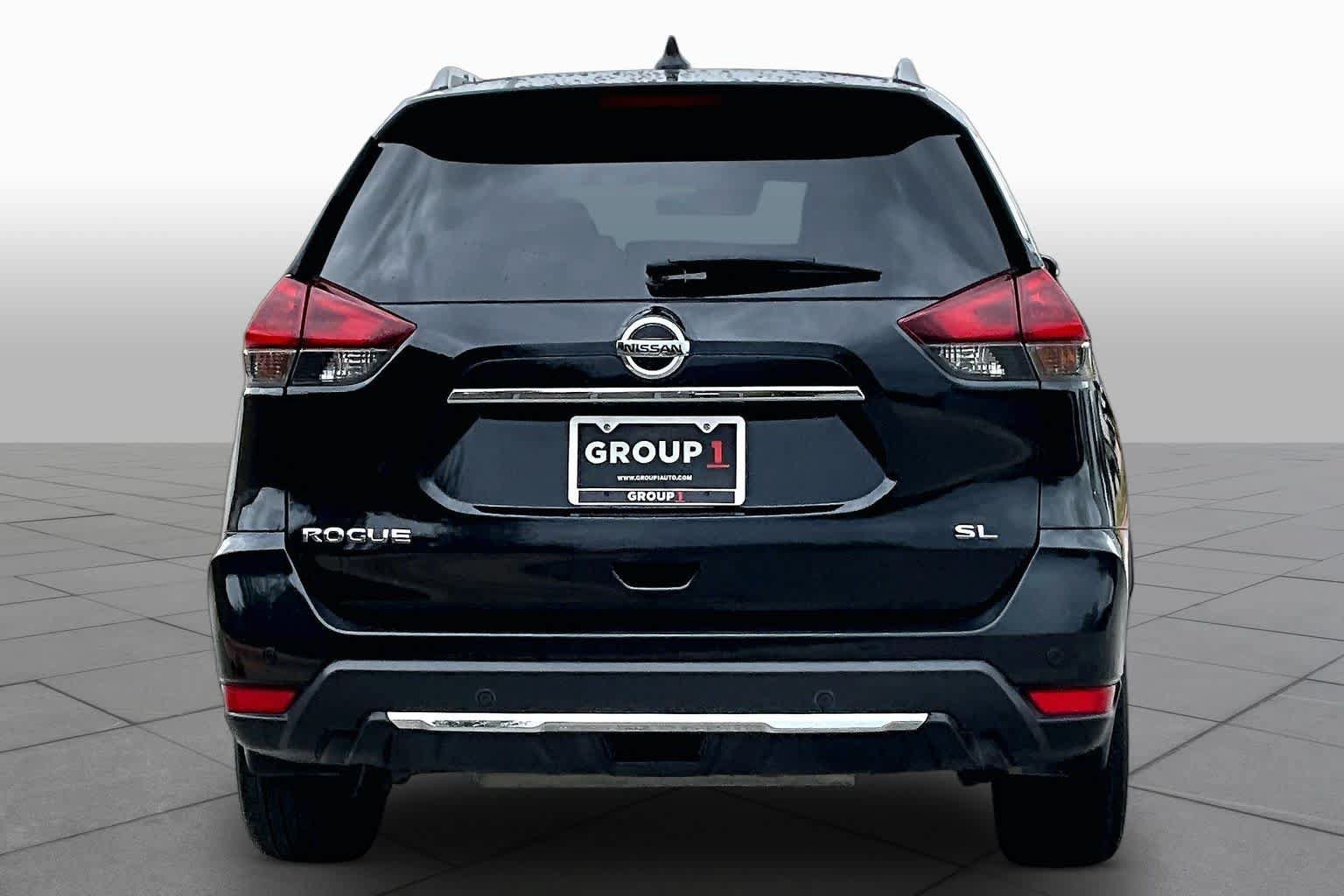 Used 2020 Nissan Rogue SL w/ Premium Package FWD image 5