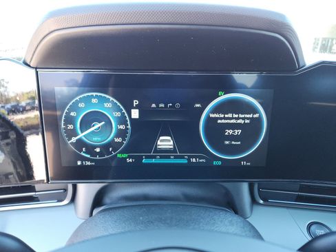 New 2026 Hyundai Elantra Limited image 31