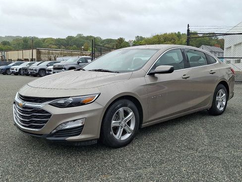 Certified 2024 Chevrolet Malibu LT image 3