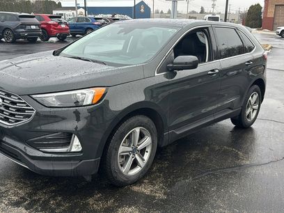 Used 2022 Ford Edge SEL w/ Convenience Package