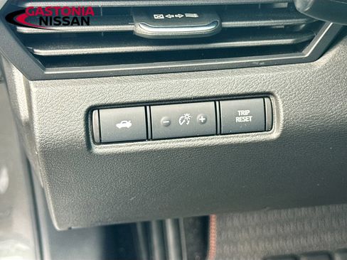 Used 2025 Nissan Altima 2.5 SR w/ SR Premium Package FWD image 13