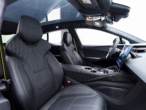 Used 2025 Lotus Eletre AWD/4WD image 66