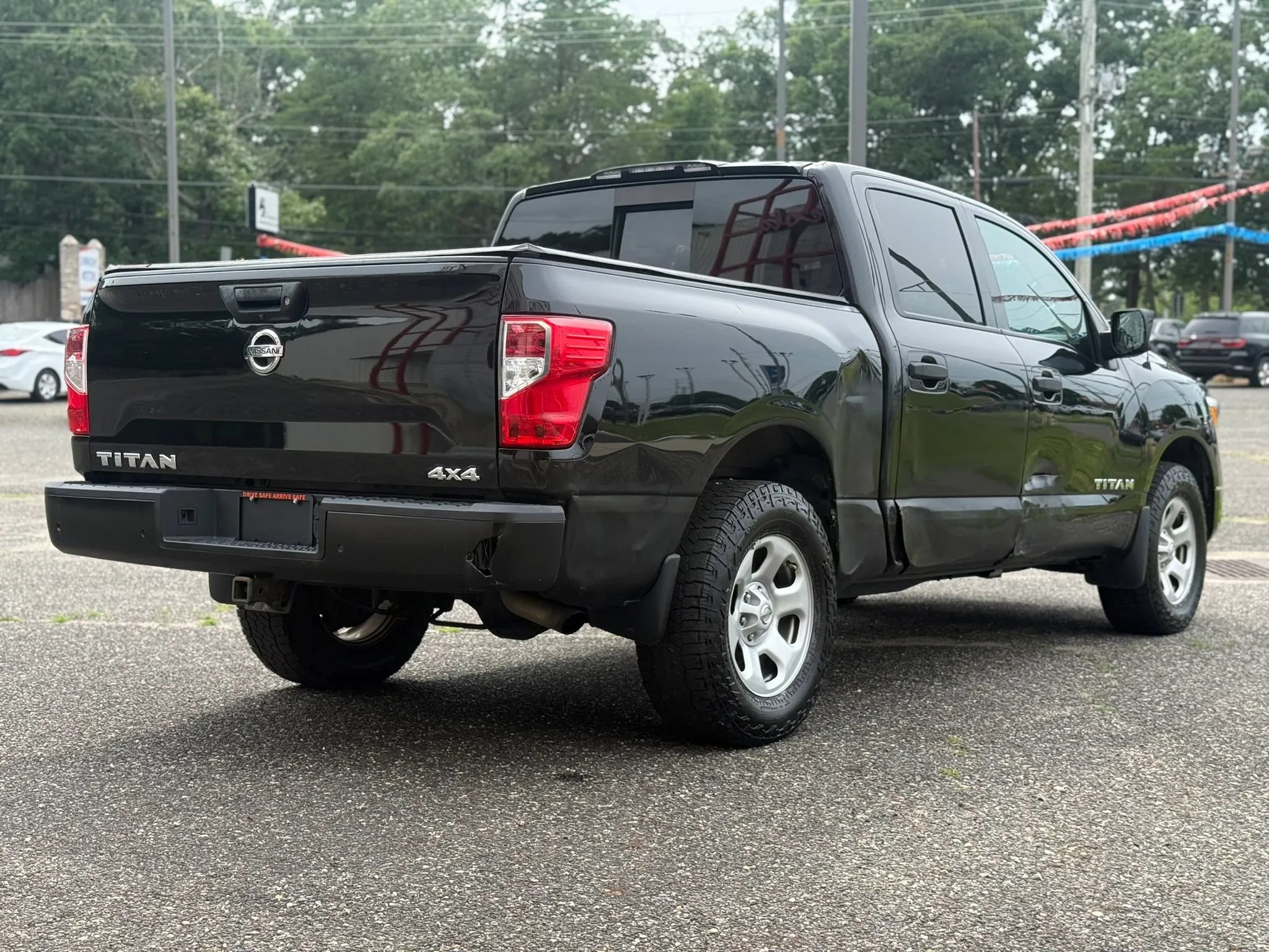 Used 2020 Nissan Titan S w/ S Utility Package AWD/4WD image 5