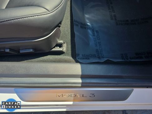 Used 2019 Tesla Model 3 Standard Range Plus image 63