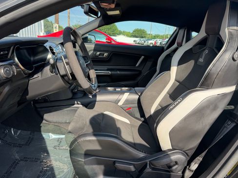 Used 2022 Ford Mustang Shelby GT500 w/ Carbon Fibre Track Pack RWD image 20