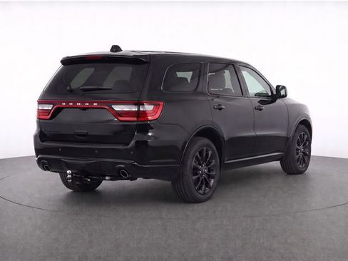 Used 2018 Dodge Durango GT w/ Blacktop Package RWD image 8