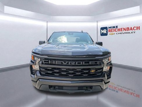 Used 2023 Chevrolet Silverado 1500 Custom RWD image 9