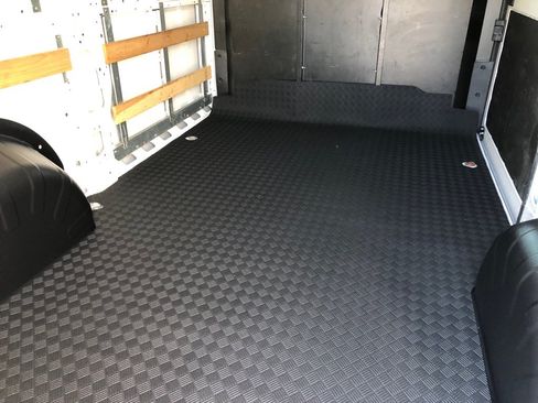 Used 2025 RAM ProMaster 2500 w/ U-Haul Equipment Group FWD image 20