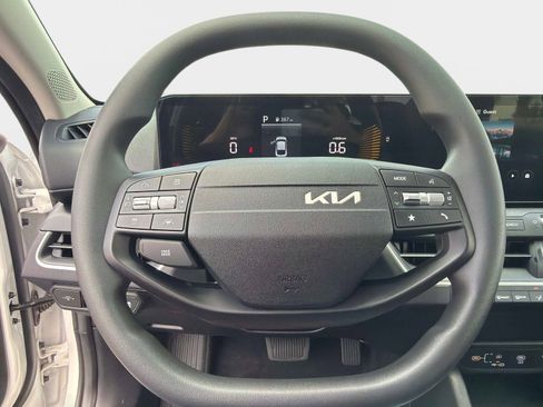 New 2026 Kia K4 FWD image 26