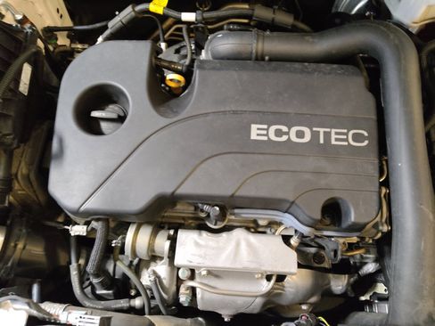 Used 2020 GMC Terrain SLE FWD image 30