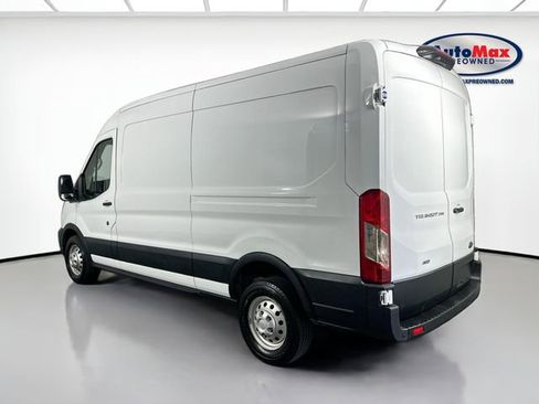 Used 2023 Ford Transit 250 Medium Roof AWD w/ Load Area Protection Package image 5