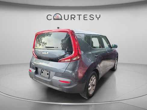 Used 2022 Kia Soul LX w/ Technology Package FWD image 21
