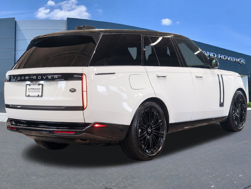 Used 2023 Land Rover Range Rover SE AWD/4WD image 4