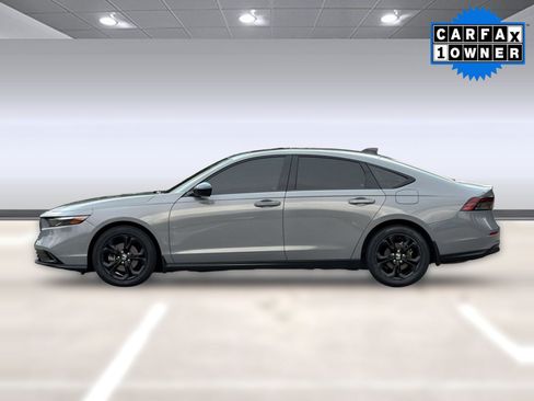 Used 2025 Honda Accord SE image 2