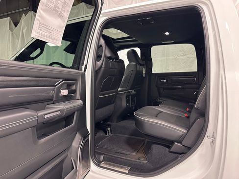 Used 2024 RAM 2500 Limited image 44