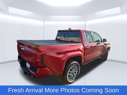 Used 2026 Toyota Tacoma Limited AWD/4WD image 5