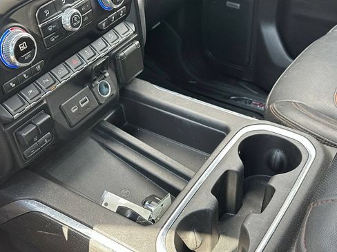 Used 2022 GMC Sierra 1500 AT4 w/ AT4 Premium Package AWD/4WD image 22