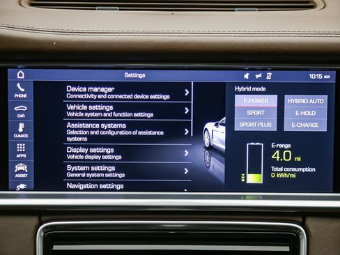 Used 2020 Porsche Panamera 4 E-Hybrid AWD/4WD image 18