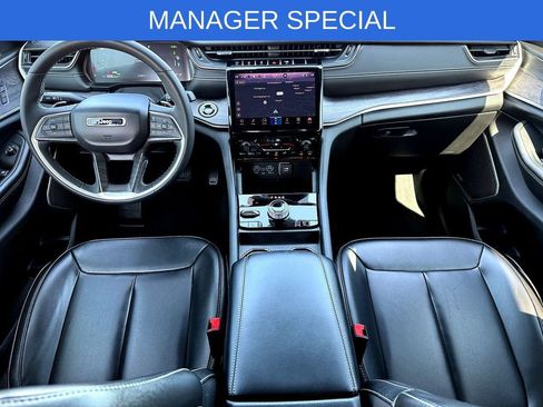Used 2024 Jeep Grand Cherokee Limited 4xe AWD/4WD image 28