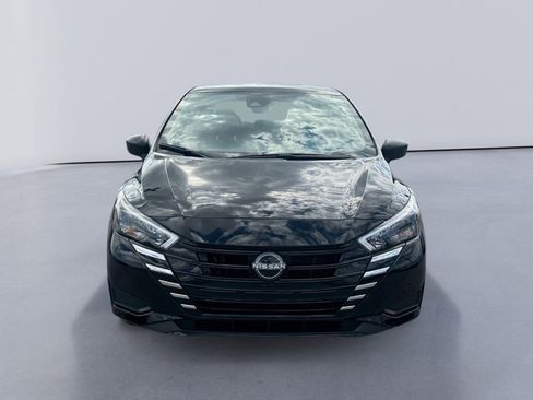 Used 2025 Nissan Versa S w/ Trunk Package image 8