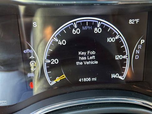 Used 2021 Jeep Grand Cherokee Laredo RWD image 43