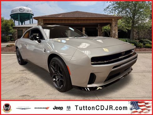 New 2026 Dodge Charger Daytona Scat Pack image 1