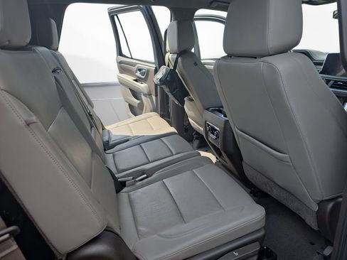 Used 2021 Chevrolet Tahoe LT w/ LT Signature Package AWD/4WD image 11