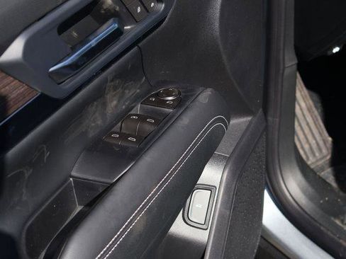 New 2026 GMC Terrain Denali w/ LPO, Black Badging Package image 16