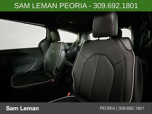 New 2026 Chrysler Pacifica Limited w/ S Appearance Package AWD/4WD image 25