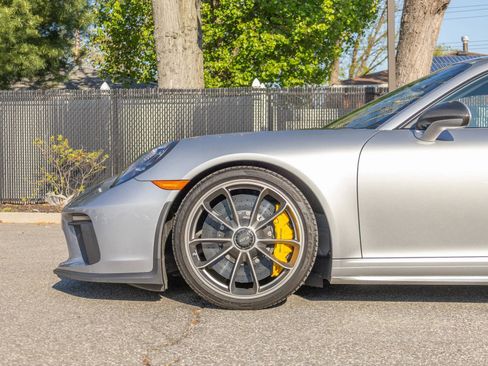 Used 2018 Porsche 911 GT3 RWD image 24