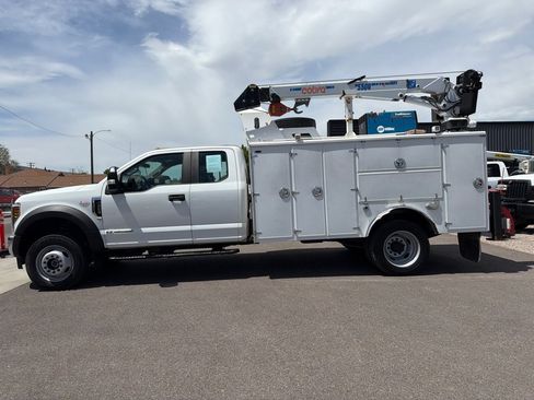 Used 2019 Ford F550 4x4 SuperCab Super Duty image 2