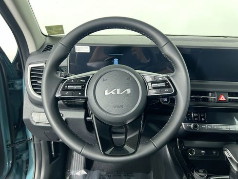 Certified 2025 Kia Seltos S AWD/4WD image 17