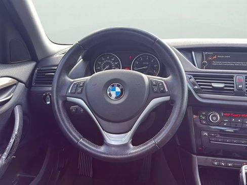 Used 2015 BMW X1 sDrive28i RWD image 9