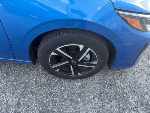 Used 2024 Nissan Sentra SV FWD image 8