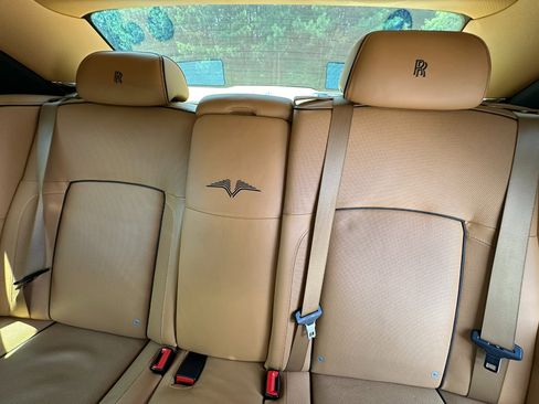 Used 2014 Rolls-Royce Ghost image 38