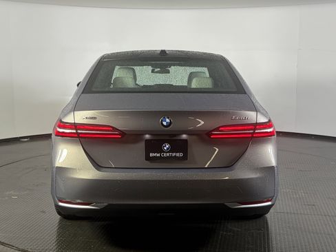 Certified 2025 BMW 540i xDrive AWD/4WD image 7