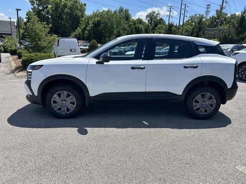 New 2026 Nissan Kicks S FWD image 4