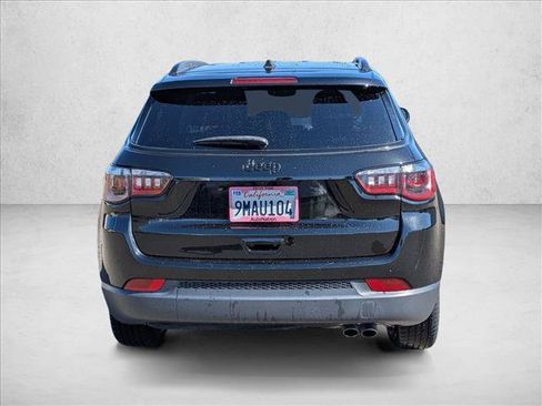 Used 2020 Jeep Compass Latitude FWD image 7