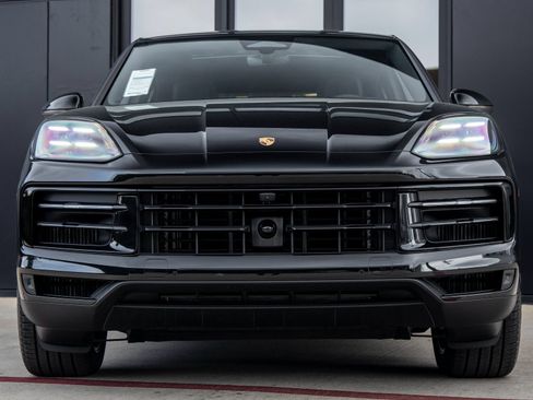 Certified 2026 Porsche Cayenne S AWD/4WD image 8