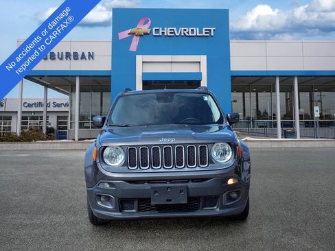 Used 2016 Jeep Renegade Latitude w/ Popular Equipment Group FWD image 2