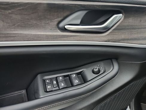 New 2026 Jeep Grand Cherokee Altitude AWD/4WD image 21