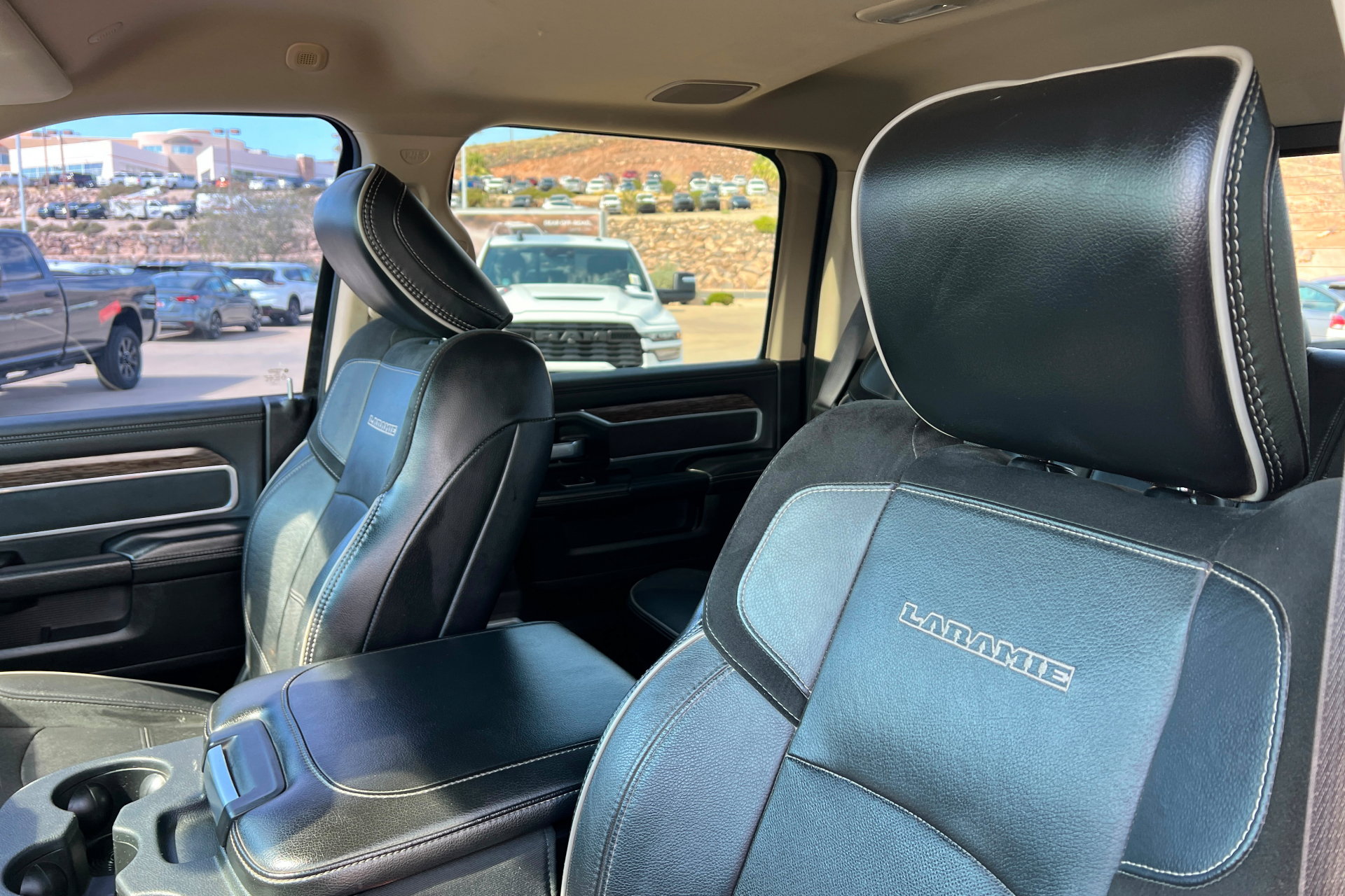 Used 2020 RAM 2500 Laramie AWD/4WD image 16