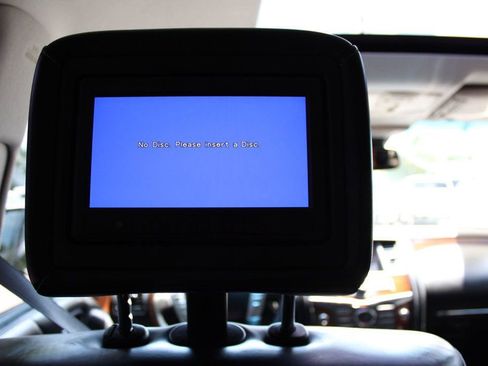 Used 2017 INFINITI QX80 2WD w/ Deluxe Technology Package image 29