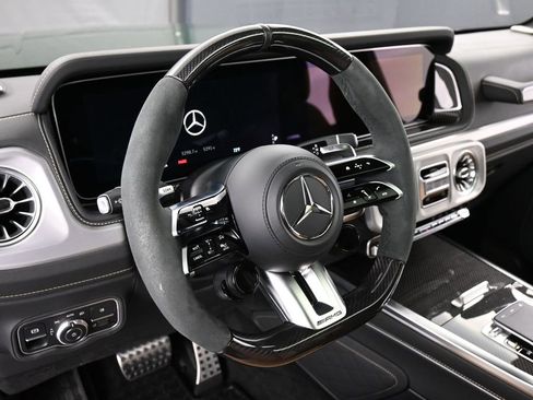 Used 2025 Mercedes-Benz G 63 AMG 4MATIC image 19