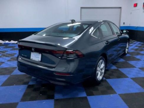 Certified 2025 Honda Accord LX image 8