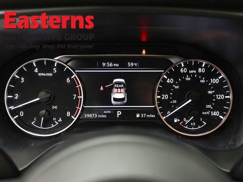 Used 2023 Nissan Rogue S AWD/4WD image 18