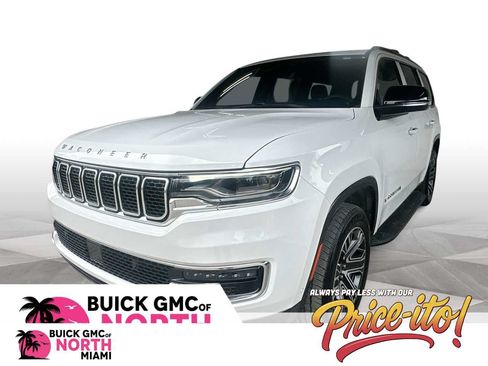 Used 2025 Jeep Wagoneer 4WD w/ Premium Group I image 1