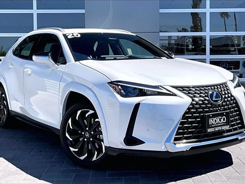 Used 2025 Lexus UX 300h FWD w/ Accessory Package (Z1) image 3