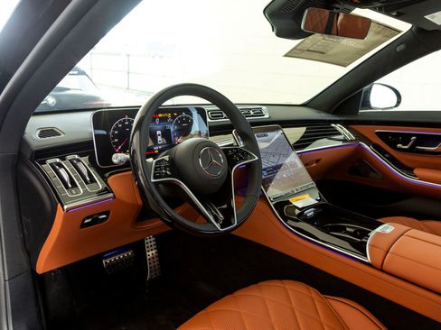 New 2026 Mercedes-Benz S 500 4MATIC image 17