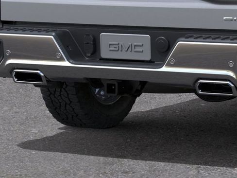 New 2026 GMC Sierra 1500 SLE image 14